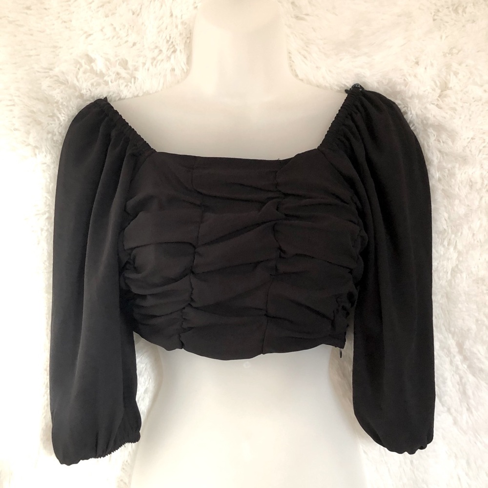 3/$30 woven peasant crop blouse
